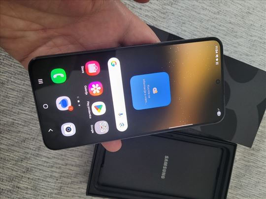 Samsung S22 8/128GB top stanje