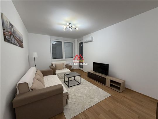 Dvoiposoban stan - 66m2 - Bulevar patrijarha Pavla