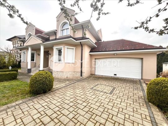 Ekskluzivna vila 362m2 na Tatarskom brdu