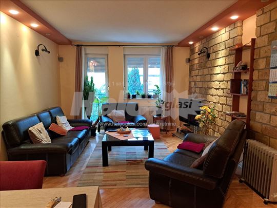 Grbavica-Gogoljeva , četvorosoban 