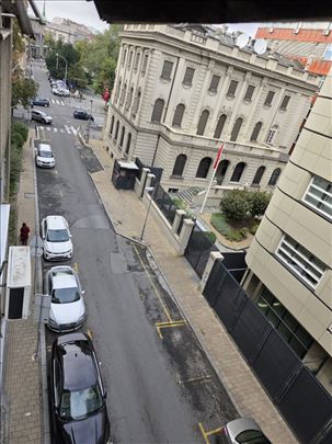 Krunska kod Predsednistva - za renoviranje