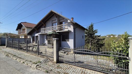 Loznica, Kuća, 4.0, 186m2