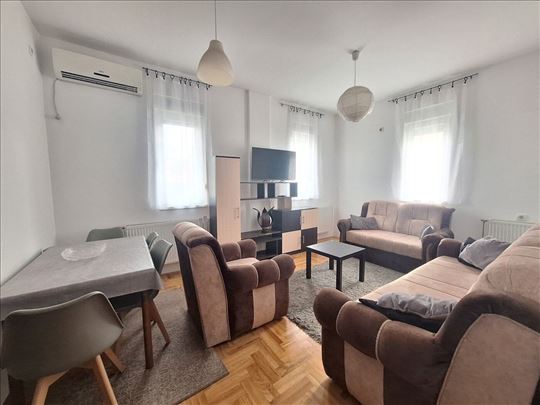 Novi Sad, Detelinara, Stan, 3.5, 63m2