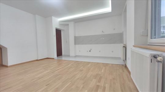 Odličan 2.5 stan, 49m2, Grbavica