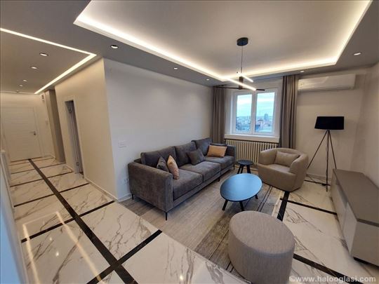 Stan sa fantastičnim pogledom na odličnoj lokaciji