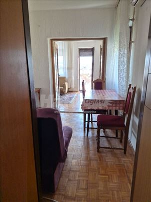 Železnik,kod škole Stefan Dečanski.48m²