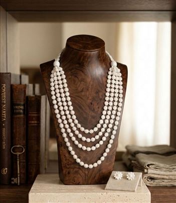  Bela ogrlica cetiri sloja