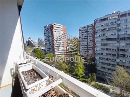 Blok 45, 2.0, 59m2, adaptabilan u 2.5, dvostran ID