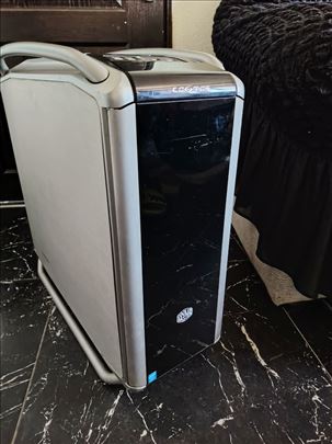 Gejmer I7- Cooler Master vrhunska mašina, extra, j