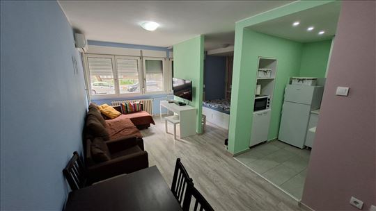 Hotel Jugoslavija, Novi Beograd, 1.5, vpr/5 kockic