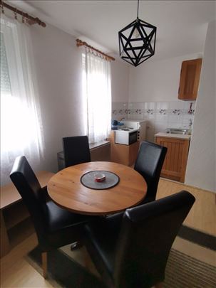 Izdaje se garsonjera u blizini bolnice
