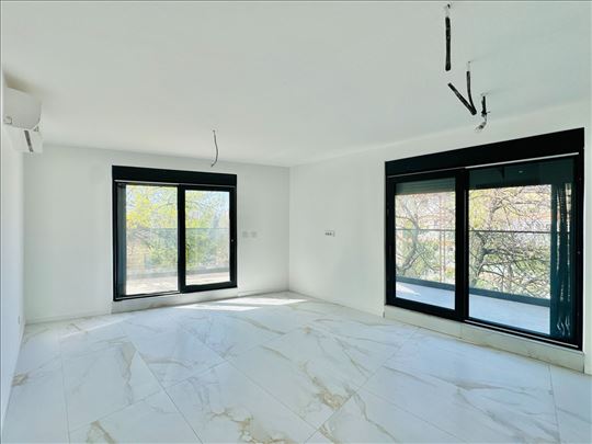 Kalvarija, Pametna zgrada, Lux novogradnja