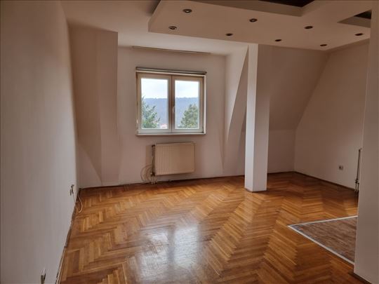 Kanarevo Brdo-Vukasovićeva-34m2