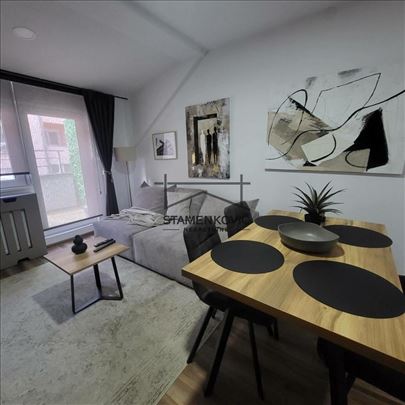 Lux stan sa garažom ID#7116