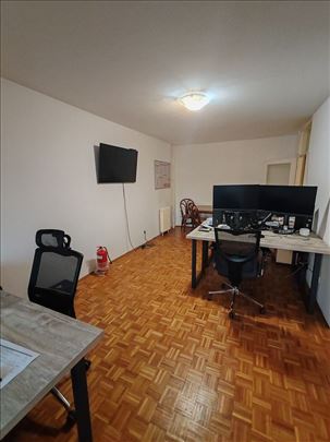 Novi Beograd, blok 61 dvoiposoban, uknjižen