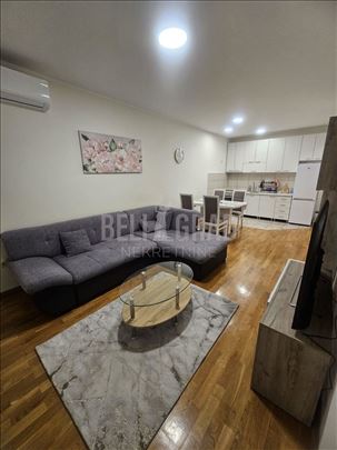 Novogradnja, lep, namešten