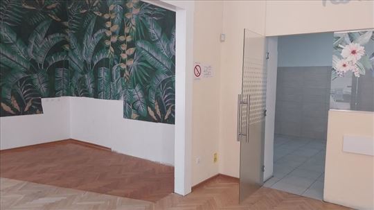 Odlican lokal/Izlog/Galerija