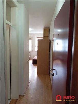 Stan,Novi Sad,Bulevar,kv: 22.00, ID: 1013146