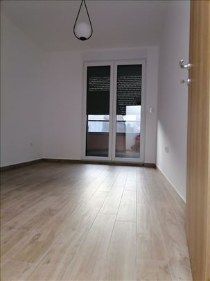 Zemun,Šilerova nenamesten stan