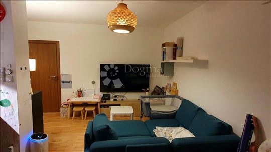 Đušina, 45 m2, renoviran, uknjižen