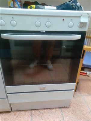 Elektrolux sporet 60cm ravna ploca