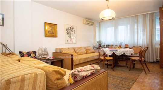 Funkcionalan 3.0 stan na odličnoj lokaciji