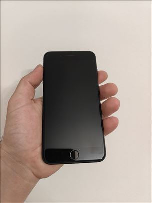 Iphone 7 plus 256gb crni