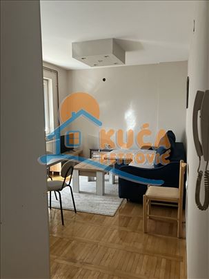 Izdaje se jednosoban stan na Paliluli, 25m2