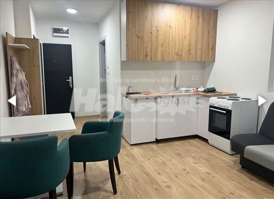 Izdajem garsonjeru u zemunu