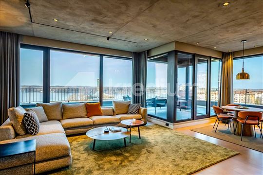 K District 09 | Luksuzan opremljen penthouse | Pog