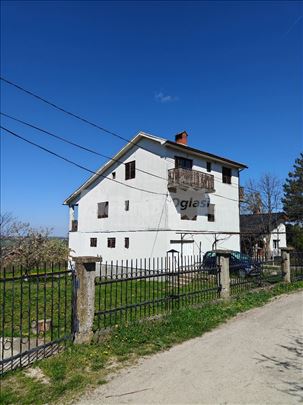 Kuća, Trešnja, Ripanj