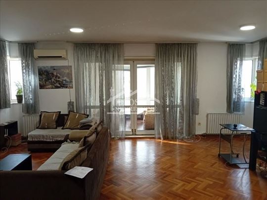 Reprezentativna zgrada, Bajfordova šuma ID#24963