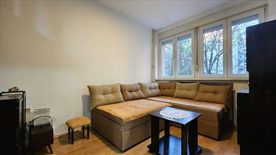 Severni bulevar – 2.0 stan, namešten ID#2637