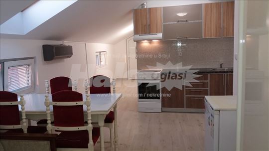 Stan za izdavanje • 2 sobe • 48m²