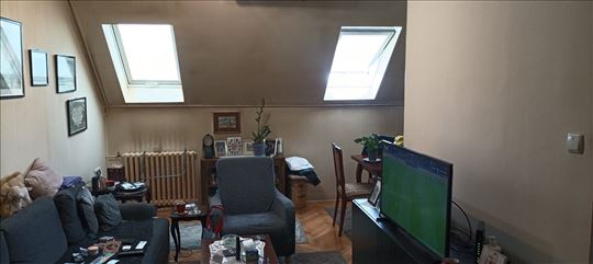 Bogoslovija, 53kvm, 2,5-s., CG, lll spr