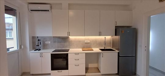 Bulevar, Tašmajdan, za poslovni prostor, parking