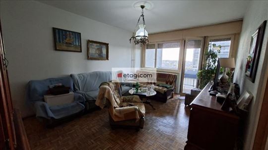 Četvorosoban stan, Kej Oslobođenja, Zemun, 95m2