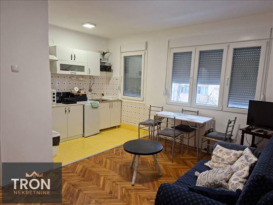 Dvosoban stan kod hotela Tonanti 49m2