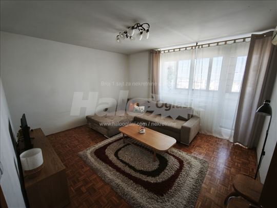 Konjarnik, stan sa pogledom na ceo grad