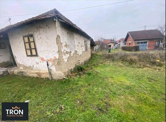 Plac sa građevinskom dozvolom 2,79a