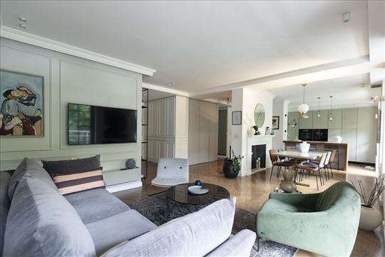 Prodajemo četvorosoban stan, Kalenic, 125m²