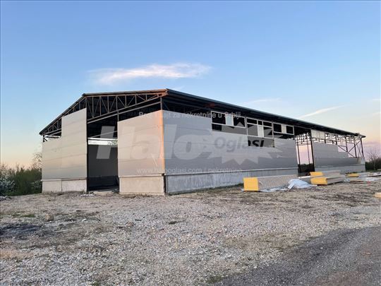 Šimanovci (Deč) - Hala, kuća (1420m2+1000m2) 86a