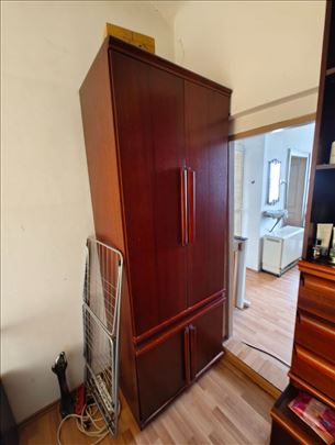 Tri ormana za 120 evra