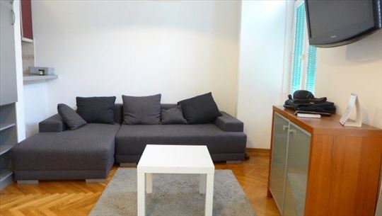 Džordža Vašingtona, 25m2, nameštena garsonjera