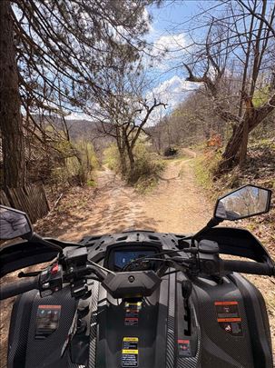 Gunjica hektar zemlje iznad Banje Vrujci