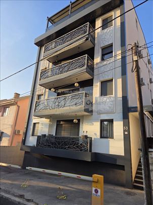 Lux stan na Lekinom brdu