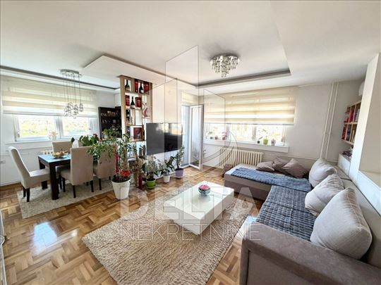 Moderan, opremljen stan, u strogom centru 