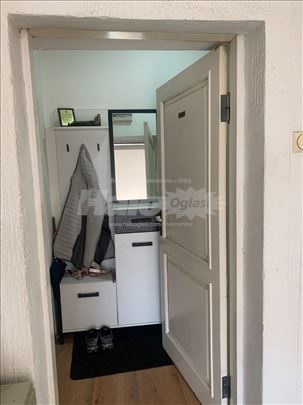 prelepi mali stan u najlepšem delu Miljakovca
