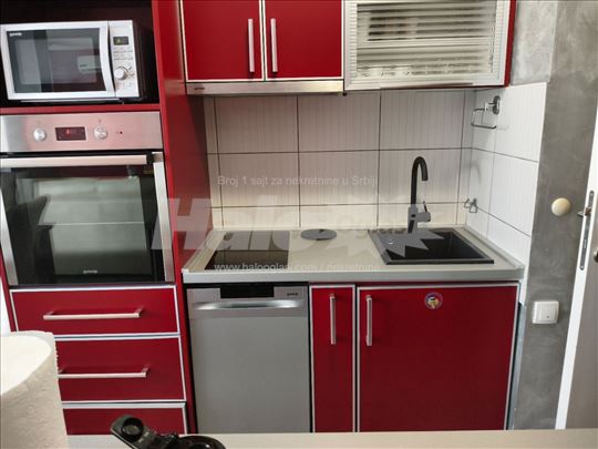 Trosoban 75m2 sa garazom Vozdovac Beograd STEPA 