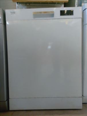 Beko sudo masina za 12 kompleta 